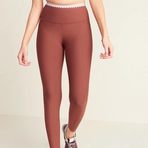 High-Waisted Elevate Powersoft Scalloped-Edge 7/8-Length Leggings